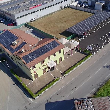 Felix Hotel Montecchio Maggiore Kültér fotó